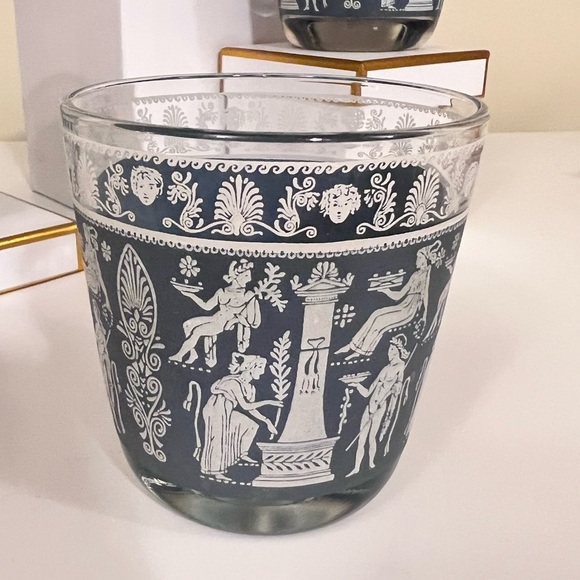 VINTAGE. Set of 4 Jeannette Corinthian blue glass tumblers. - Picture 2 of 7